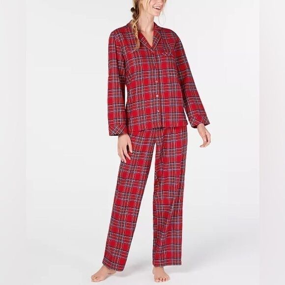 FAMILY PAJAMAS Matching Women's Brinkley Plaid Family Pajama Set - Picture 6 of 13